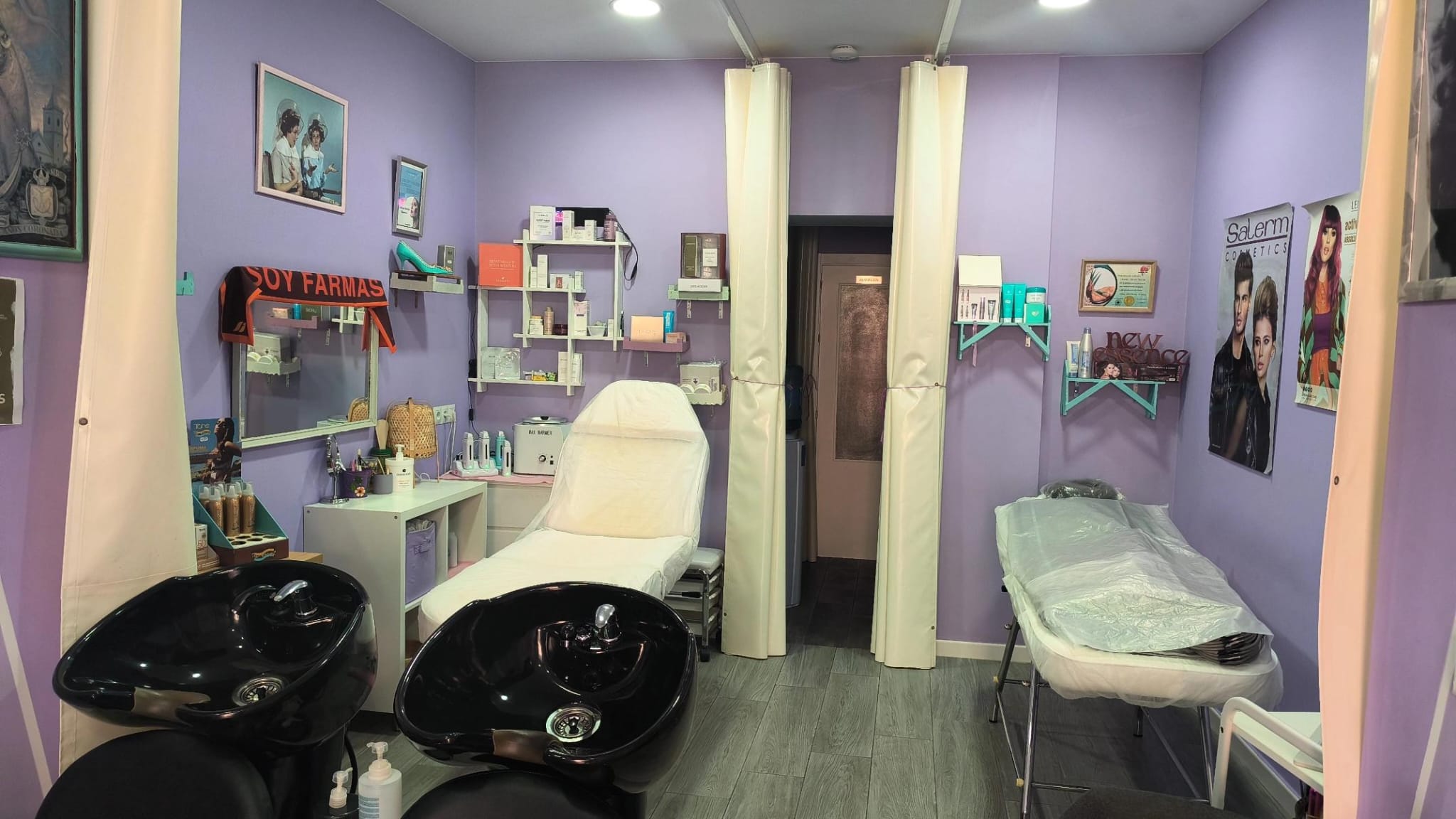 Cabinas de peluquería y estética de New Essence MR
